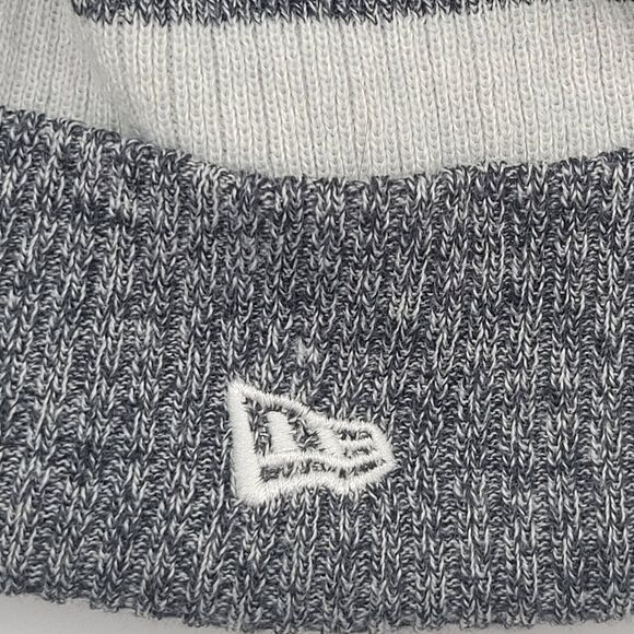New York Yankees Mens Womens Beanie Pom Top Gray Embroidered Patch Logo New Era - Picture 5 of 10